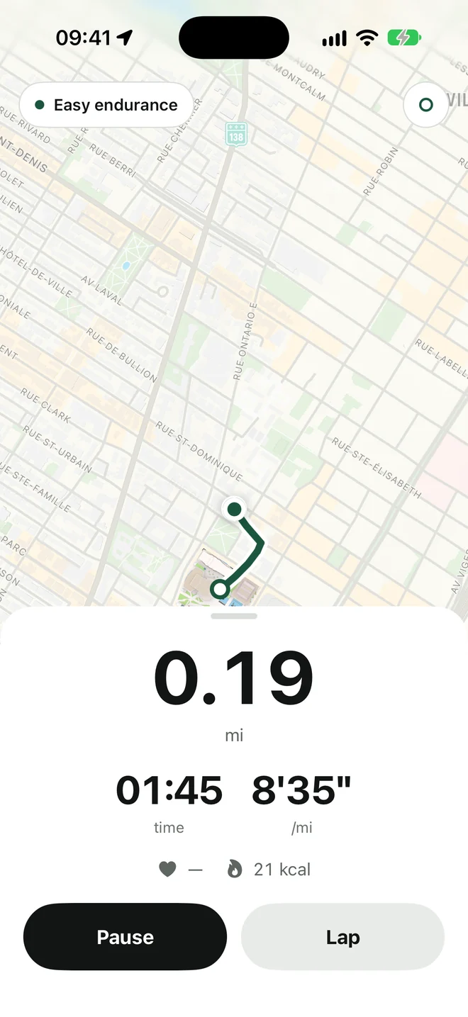 A live run: the route on the map, distance, time and pace.